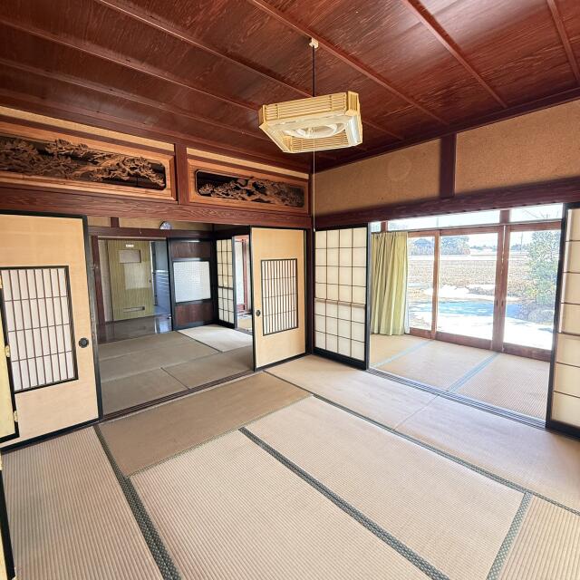 detached 富山県小矢部市西中