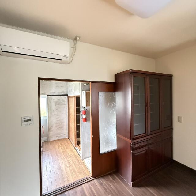 detached 富山県小矢部市八和町 地図を見る
