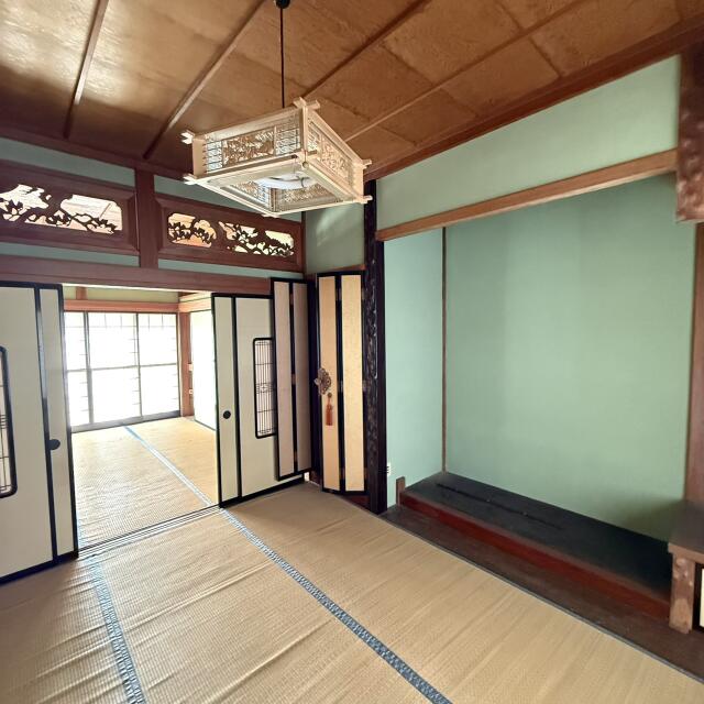 detached 富山県小矢部市西町 地図を見る