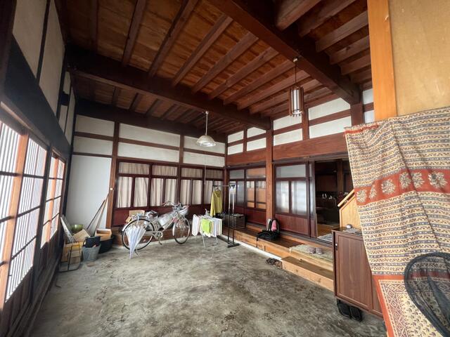 detached 石川県能美市上開発町 地図を見る