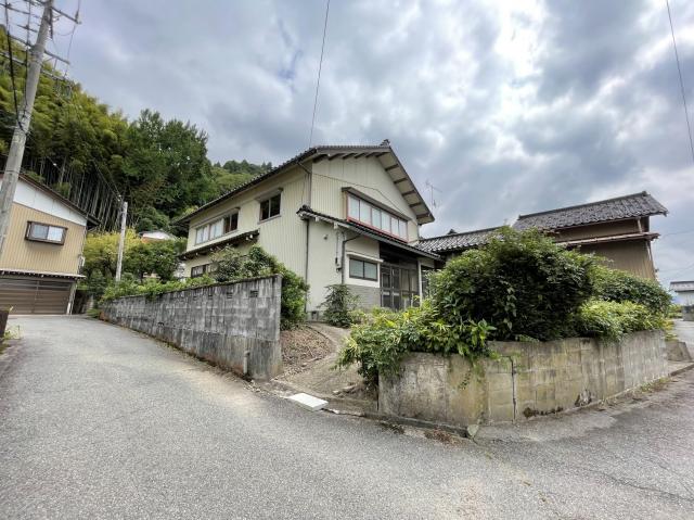 detached 石川県白山市月橋町 地図を見る
