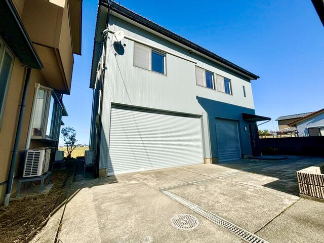 石川県白山市の一戸建て | 2390万円 | 3LDK | 241.39m² | Akiyama house finder