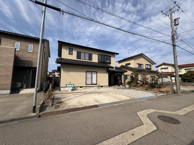 石川県白山市の一戸建て | 2880万円 | 4SLDK | 221.42m² | Akiyama house finder