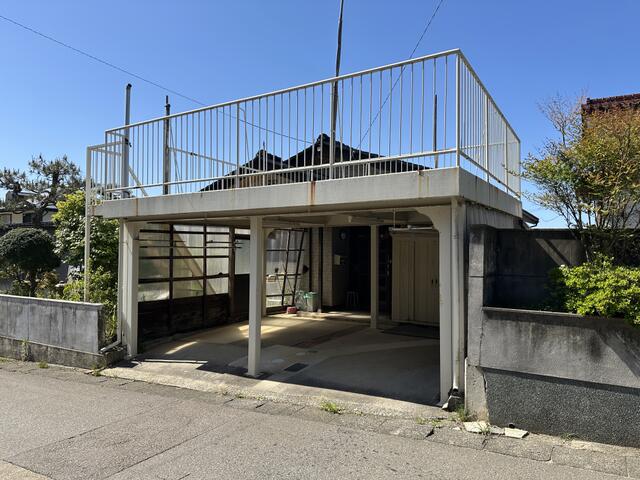 detached 石川県河北郡津幡町字津幡 地図を見る