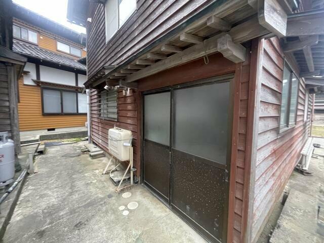 detached 石川県羽咋郡志賀町高浜町 地図を見る