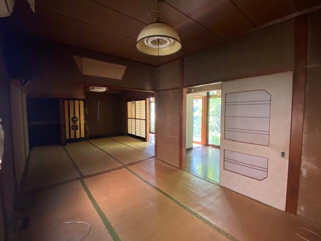 detached 富山県小矢部市西中野 地図を見る