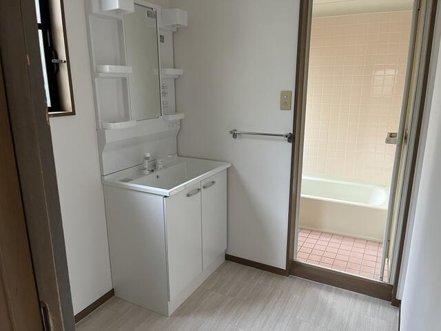 detached 石川県野々市市位川 地図を見る