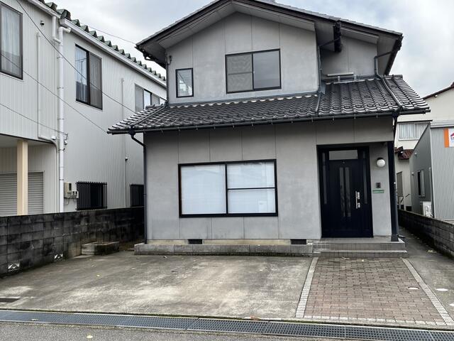 detached 石川県野々市市位川 地図を見る