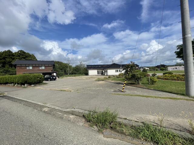 detached 石川県羽咋郡志賀町里本江