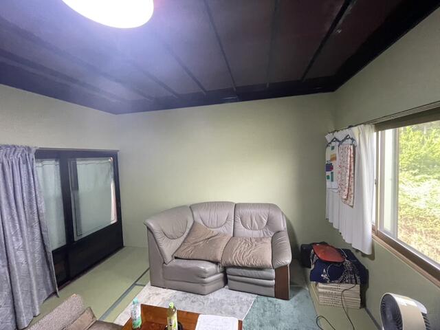 detached 石川県羽咋郡志賀町里本江