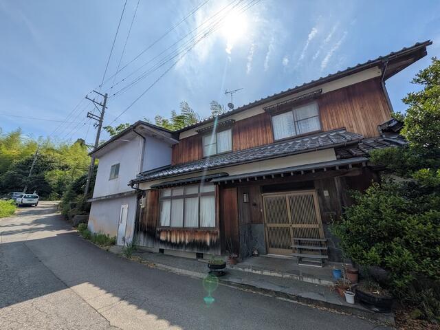 detached 石川県小松市中海町 地図を見る