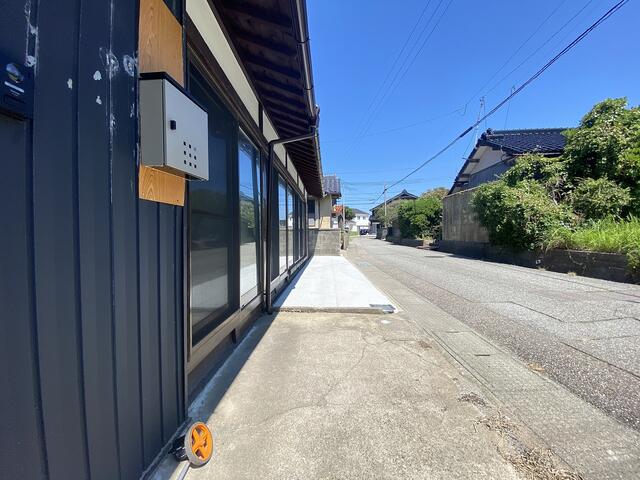 detached 石川県かほく市外日角 地図を見る