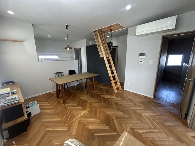 detached 石川県かほく市秋浜 地図を見る