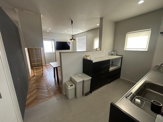 detached 石川県かほく市秋浜 地図を見る