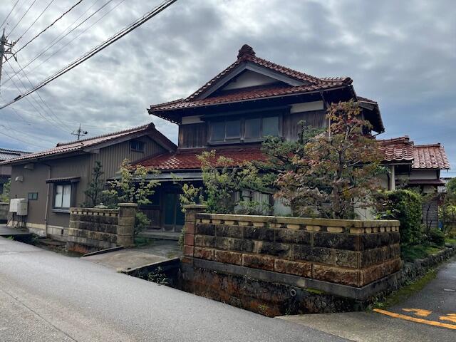 detached 石川県白山市安吉町 地図を見る