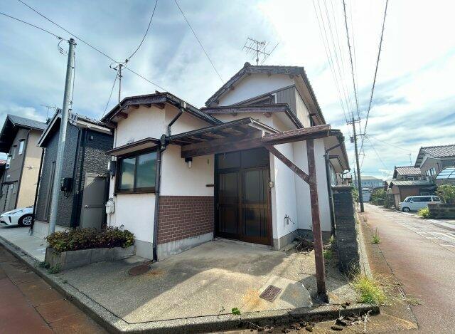 玄関前