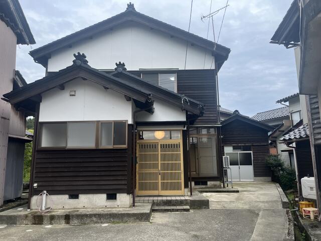 detached 石川県鹿島郡中能登町高畠 地図を見る