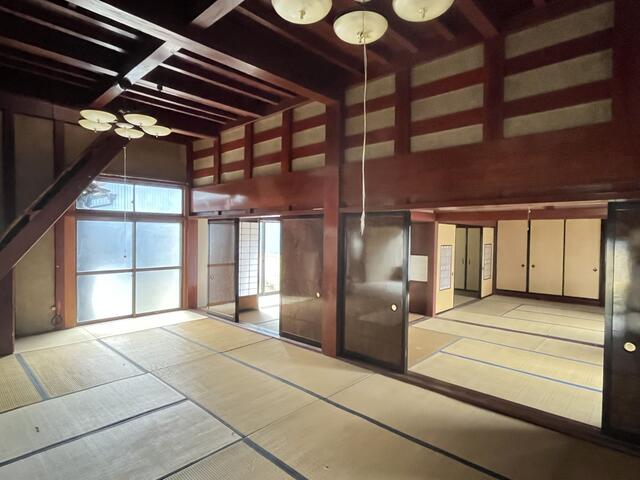 detached 石川県小松市里川町