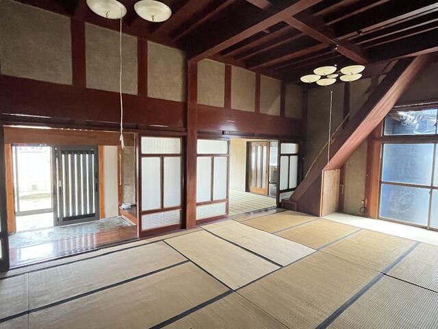 detached 石川県小松市里川町