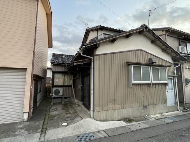 石川県小松市の一戸建て | 100万円 | 4DK | 104.36m² | Akiyama house finder