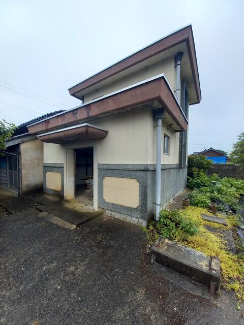 detached 石川県羽咋郡志賀町鹿頭 地図を見る