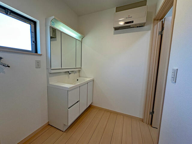 detached 愛知県北名古屋市久地野戌亥 地図を見る