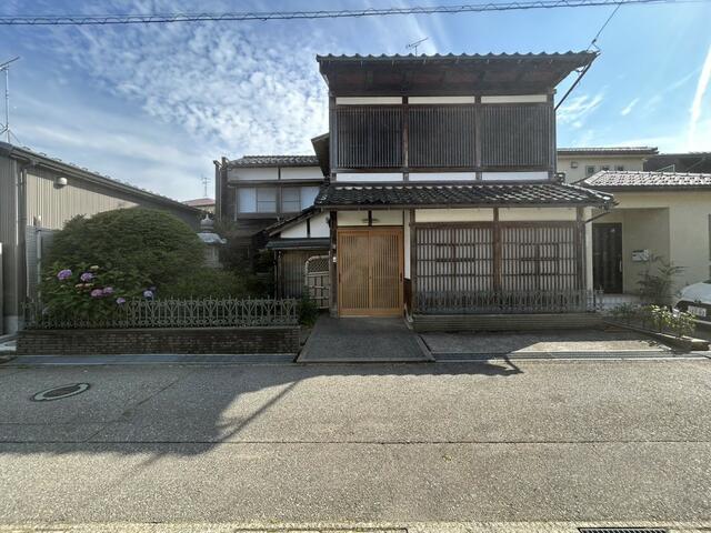 detached 石川県金沢市泉野町２丁目 地図を見る