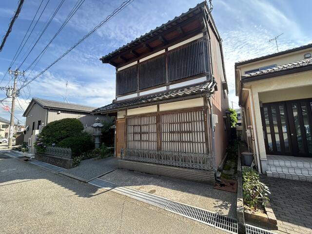 detached 石川県金沢市泉野町２丁目 地図を見る