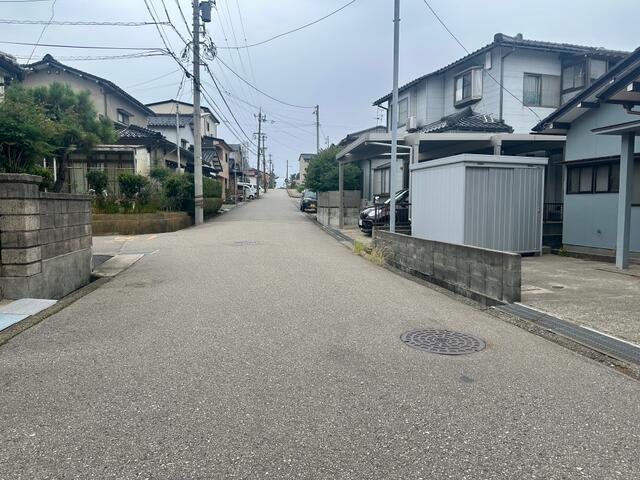 detached 石川県金沢市粟崎町３丁目 地図を見る