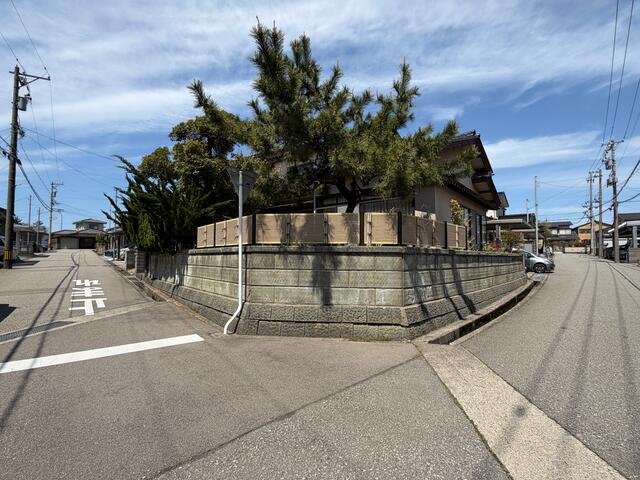 detached 石川県河北郡内灘町字緑台２丁目 地図を見る