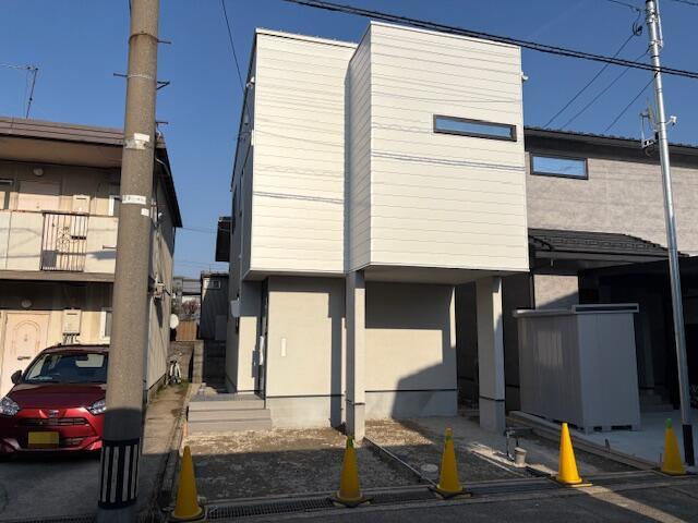 石川県野々市市の一戸建て | 2388万円 | 2LDK | 80.3m² | Akiyama house finder