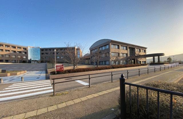 公立大学法人石川県立看護大学 (1,604m)