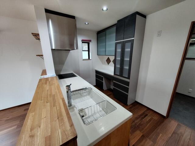 detached 石川県能美市緑が丘９丁目 地図を見る