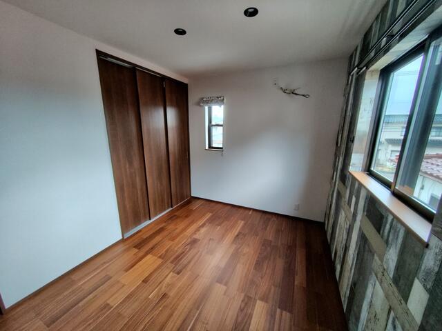 detached 石川県能美市緑が丘９丁目 地図を見る