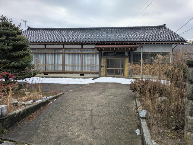 detached 石川県鹿島郡中能登町一青 地図を見る