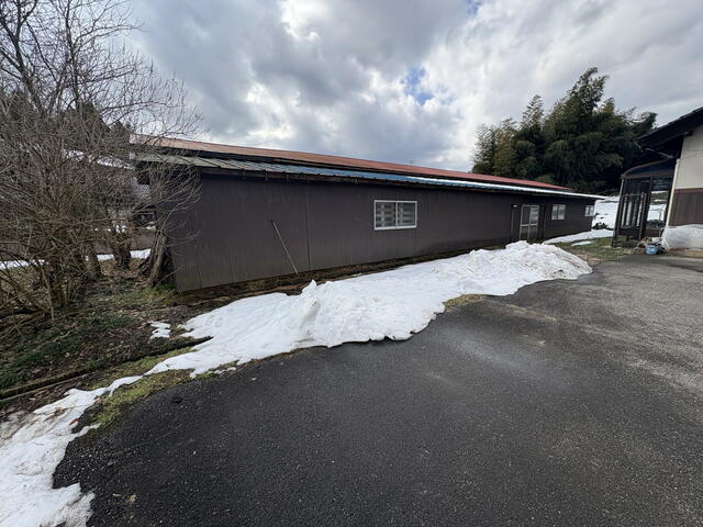 detached 石川県鹿島郡中能登町瀬戸 地図を見る