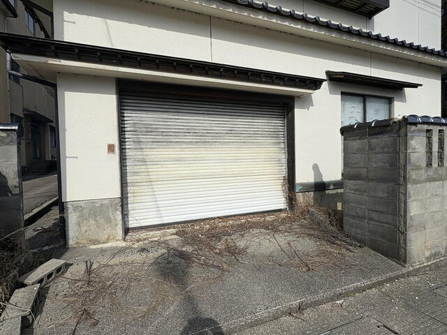 detached 石川県鳳珠郡穴水町字川島 地図を見る