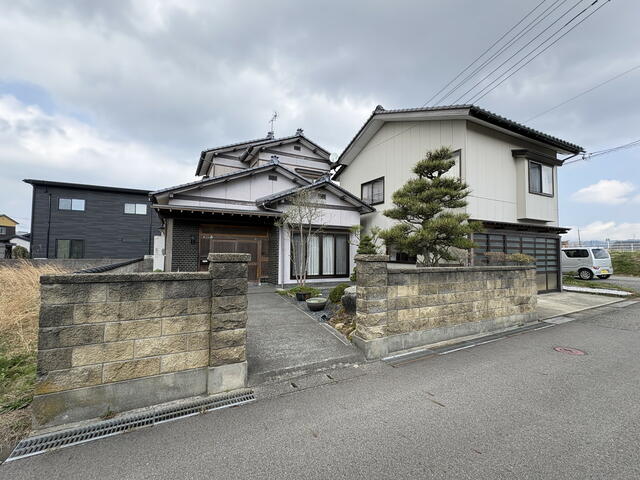 detached 石川県七尾市本府中町