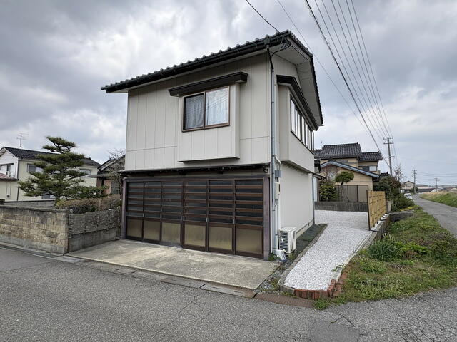 detached 石川県七尾市本府中町