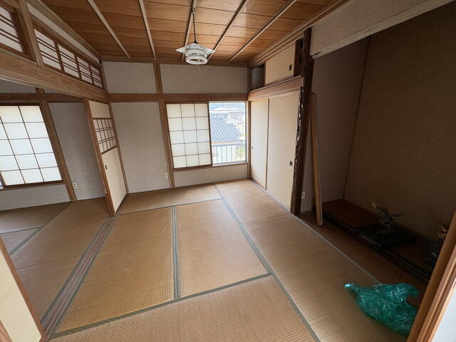 detached 石川県七尾市本府中町 地図を見る