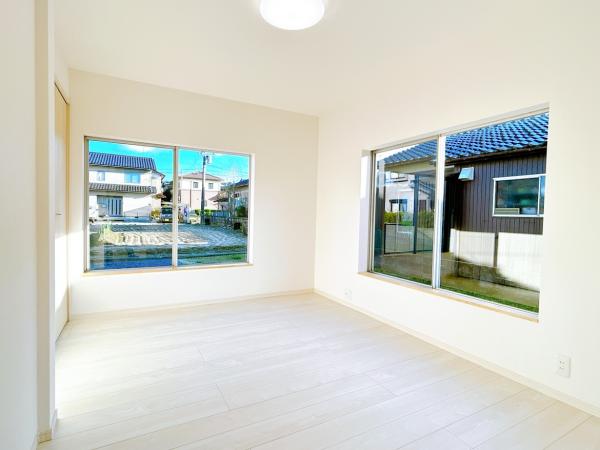 detached 石川県鹿島郡中能登町黒氏 地図を見る