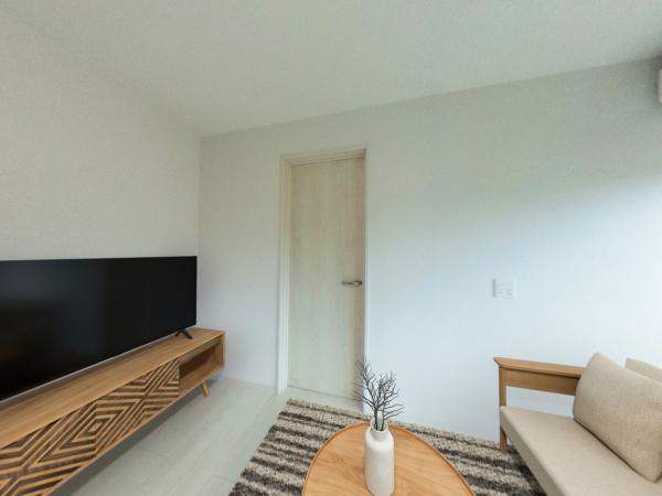 detached 石川県鹿島郡中能登町黒氏 地図を見る