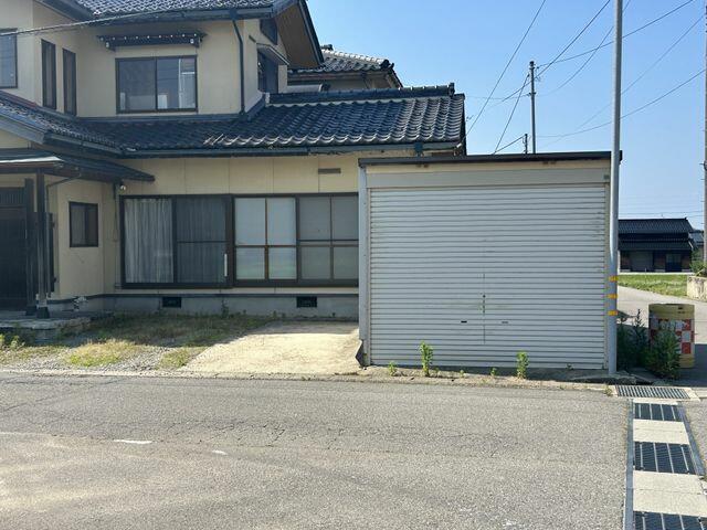 detached 石川県七尾市古府町 地図を見る