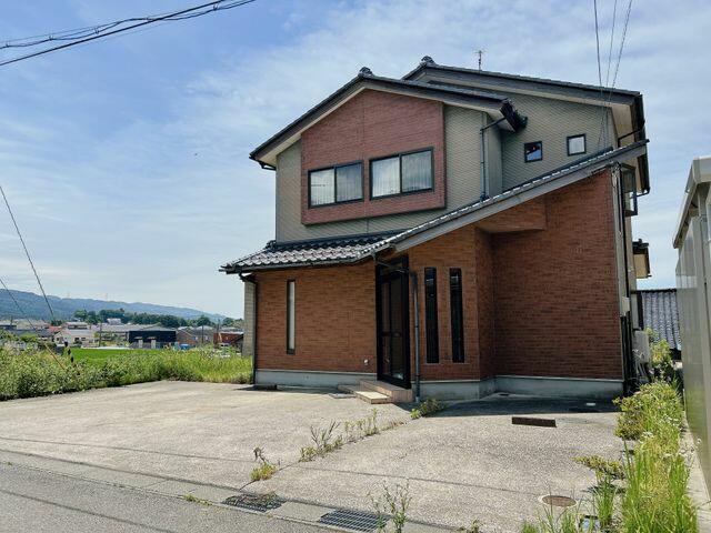 detached 石川県鹿島郡中能登町二宮 地図を見る