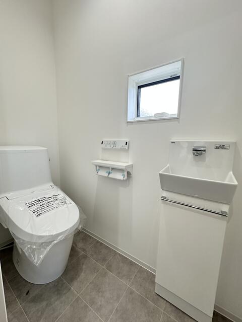 detached 石川県かほく市木津 地図を見る