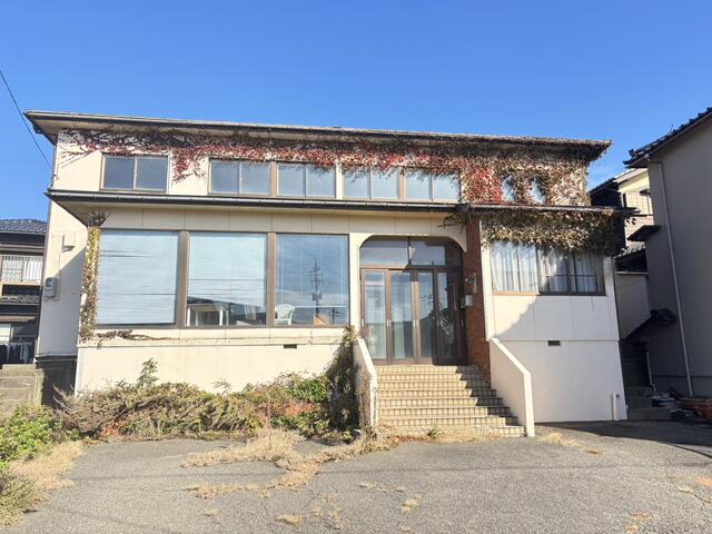 福井県坂井市の一戸建て | 1100万円 | 7LDK | 386.22m² | Akiyama house finder