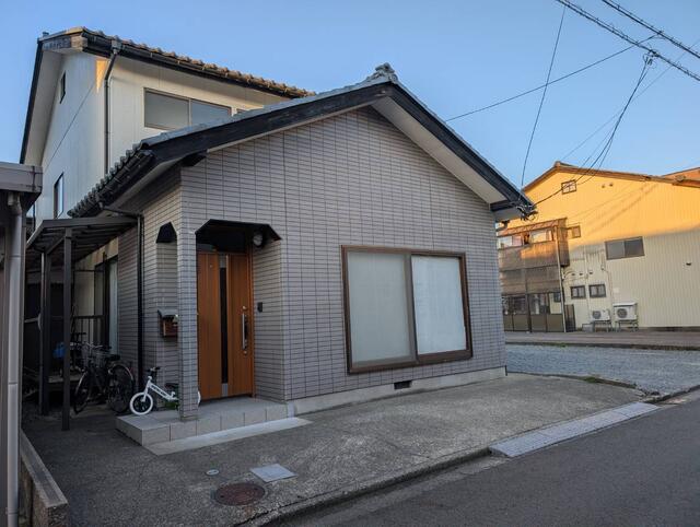 福井県福井市の一戸建て | 1680万円 | 4SLDK | 170.55m² | Akiyama house finder