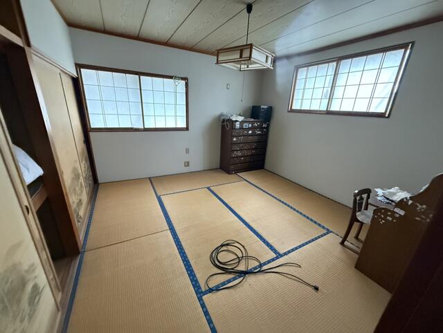 detached 福井県勝山市北郷町伊知地 地図を見る