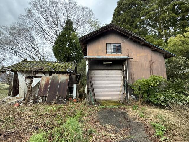 detached 福井県勝山市北郷町伊知地 地図を見る