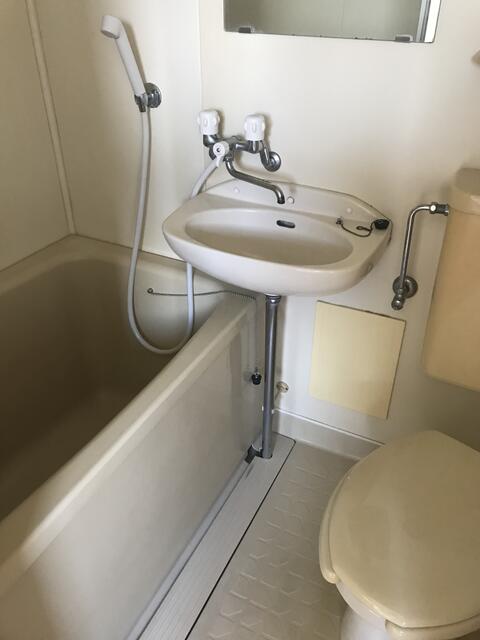 バス・トイレは同室です